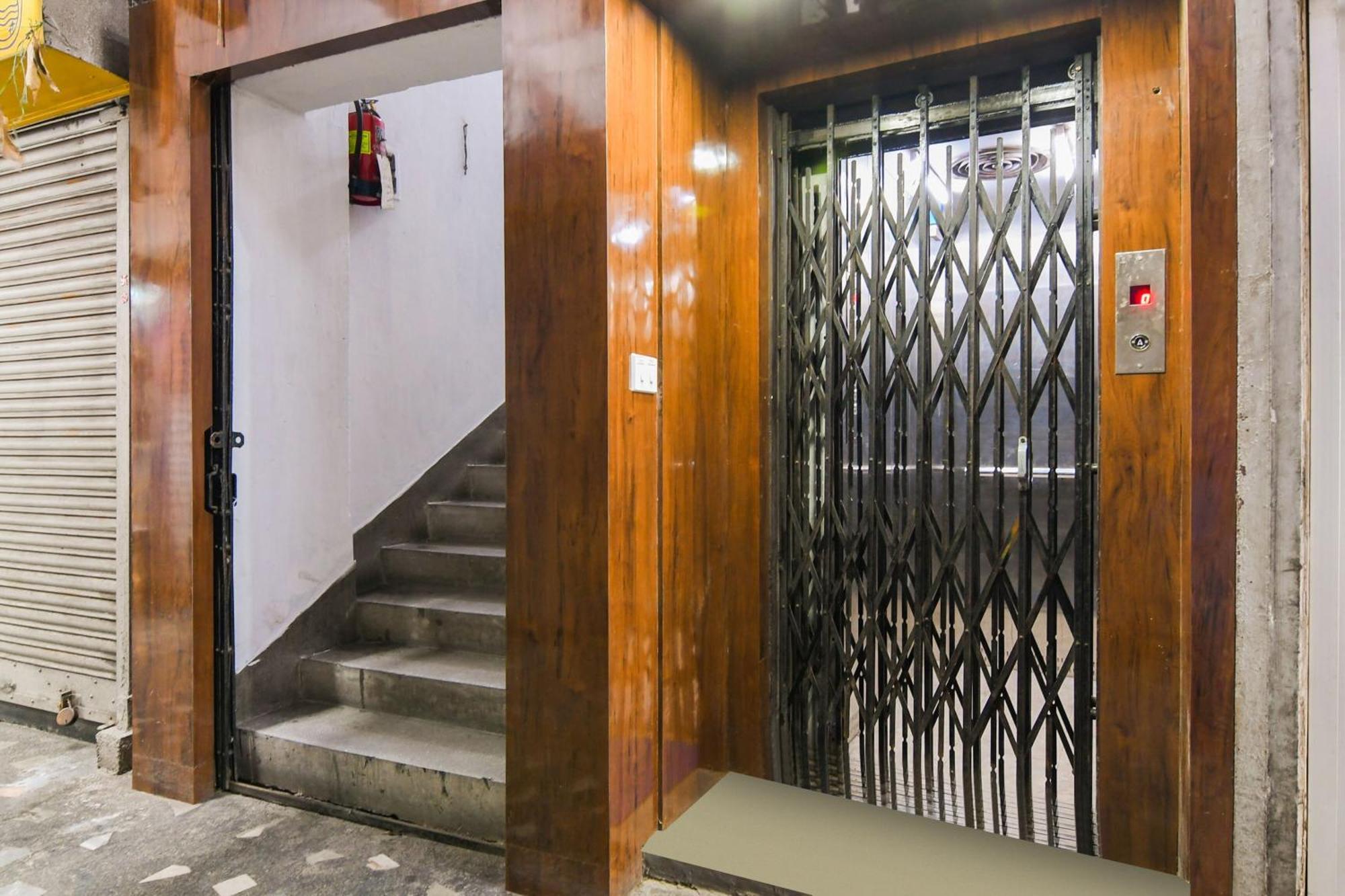 Super Hotel O Eminent Hotel コルカタ エクステリア 写真